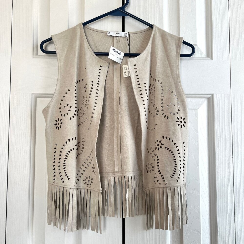 Boho Fringed Sleeveless Vest with Cutouts – Brand New – Sz XS – Light Taupe